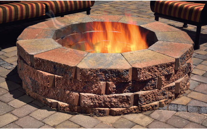 POOL360 | PHOENIX PAVERS SLATE ROUND FIRE PIT KIT